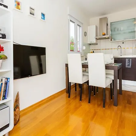 Apartamento La E Bella *